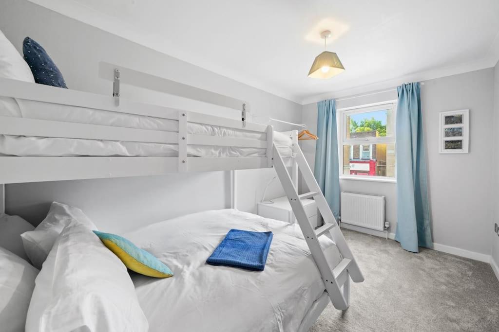 Modern Apartment Near Old Town With Parking Margate Exterior foto